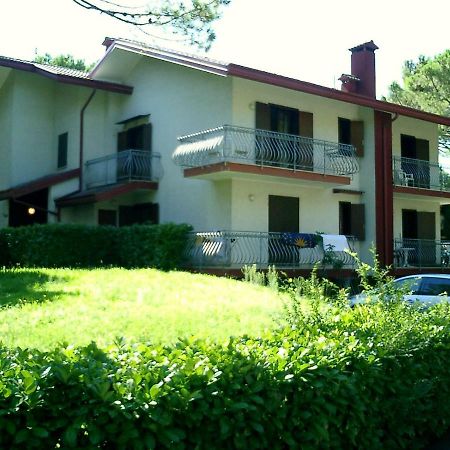 Villa Flamicia Pt 利尼亚诺萨比亚多罗 外观 照片