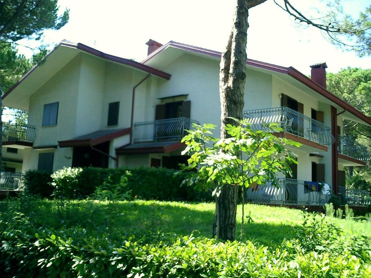 Villa Flamicia Pt 利尼亚诺萨比亚多罗 外观 照片